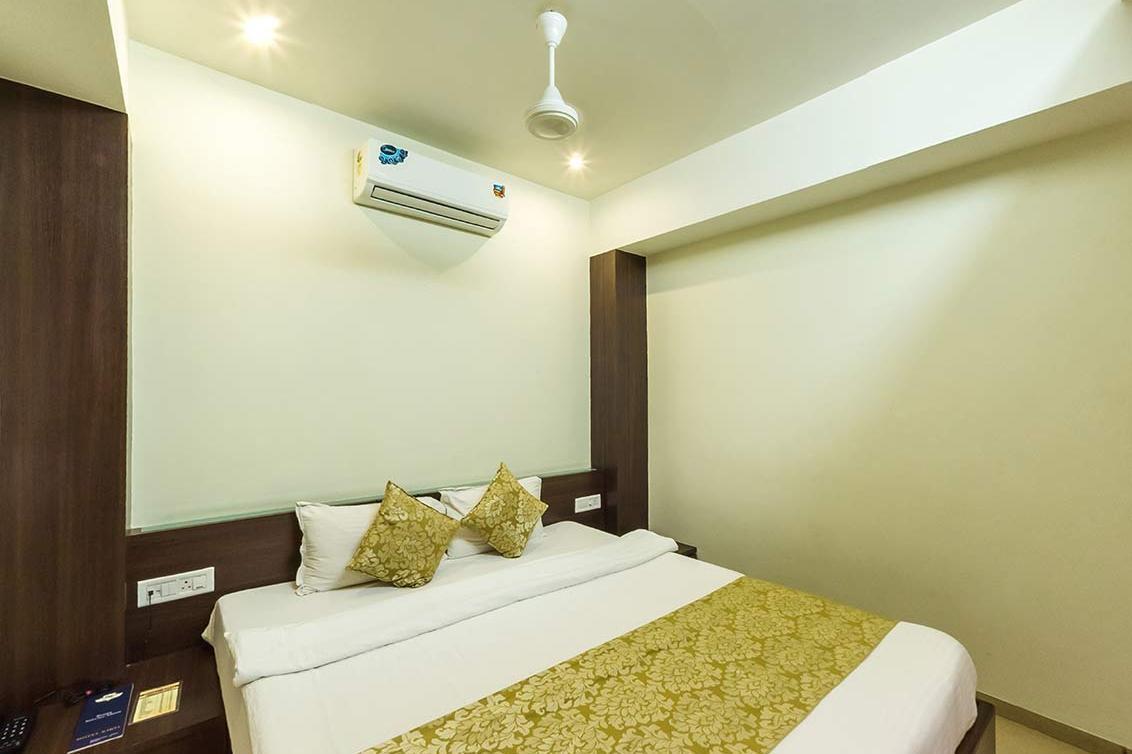 Jāmnagar Hotel Kirti מראה חיצוני תמונה