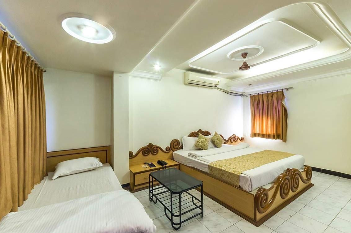 Jāmnagar Hotel Kirti מראה חיצוני תמונה